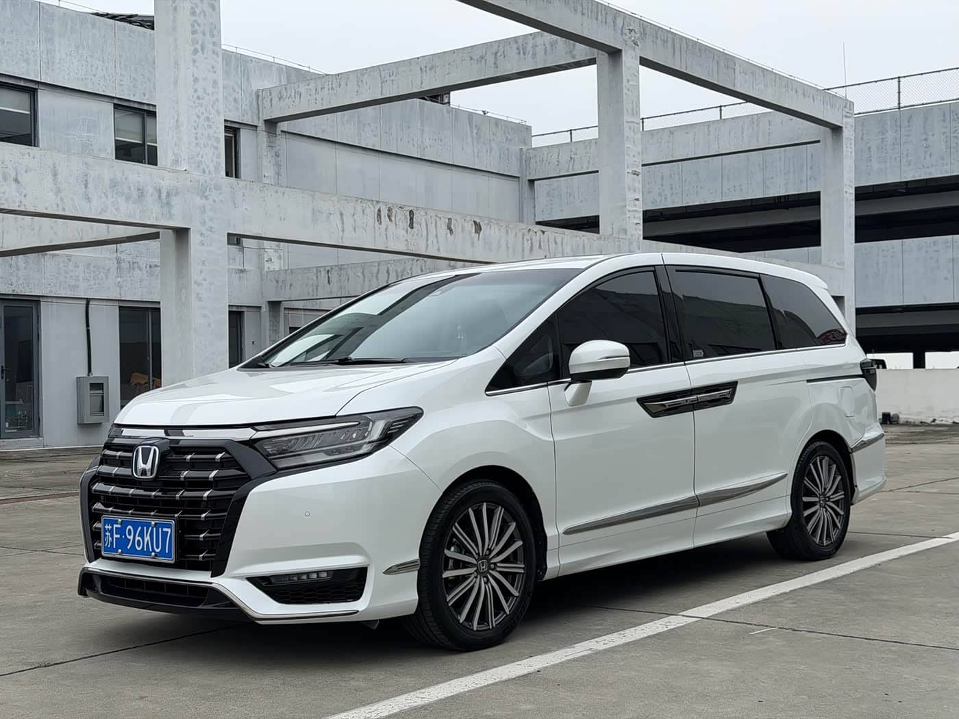 Honda Elysion