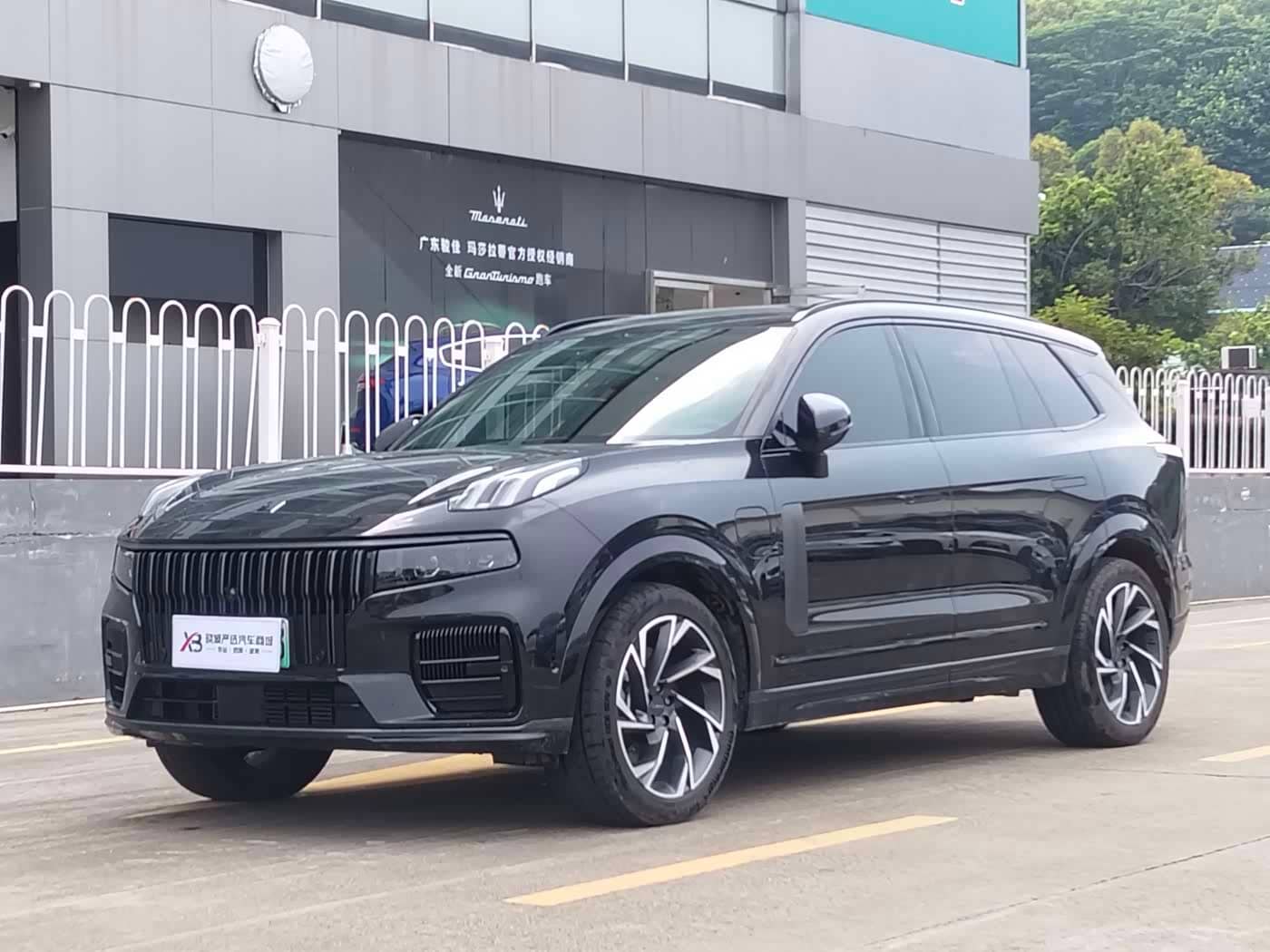 Lynk & Co 09 EM-P