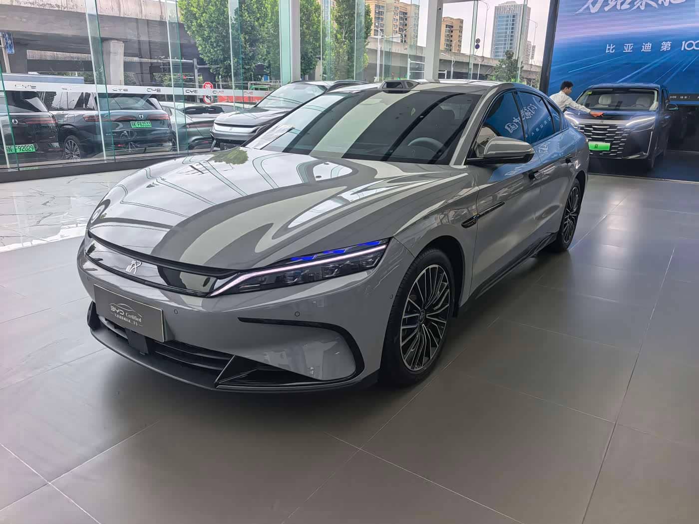 BYD Han