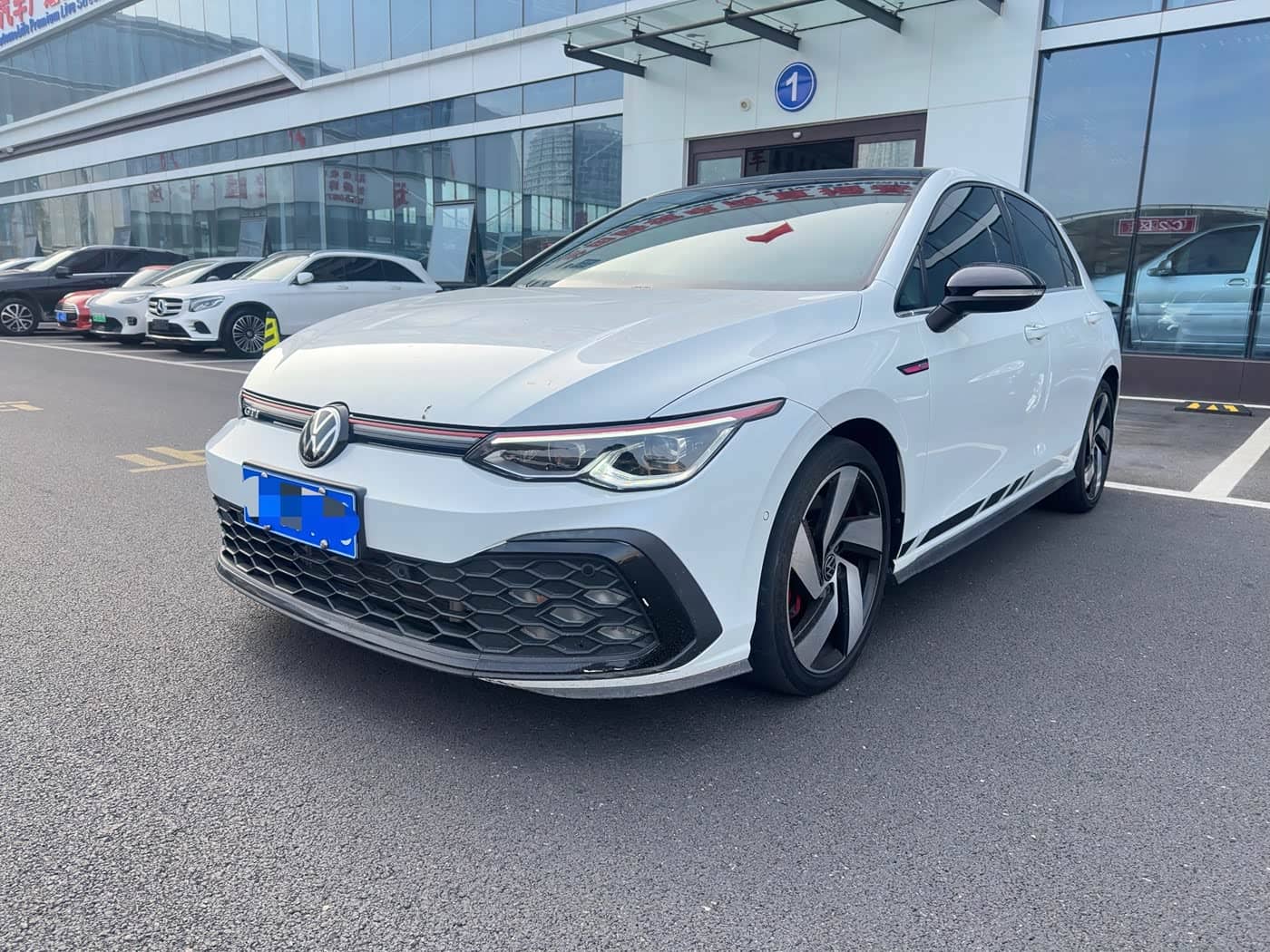 Volkswagen Golf GTI