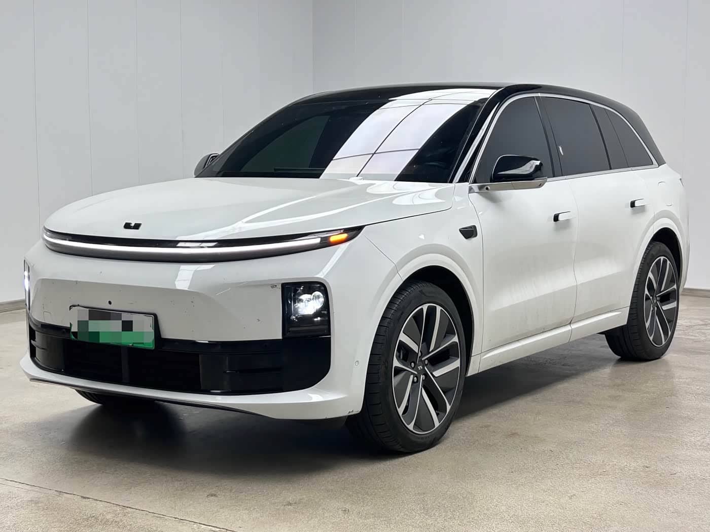 Li Auto L6