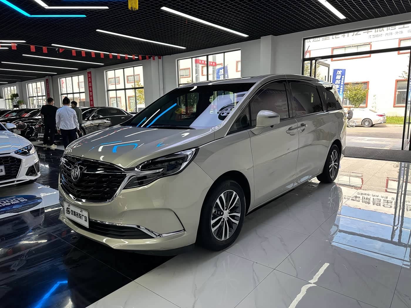 Buick GL8