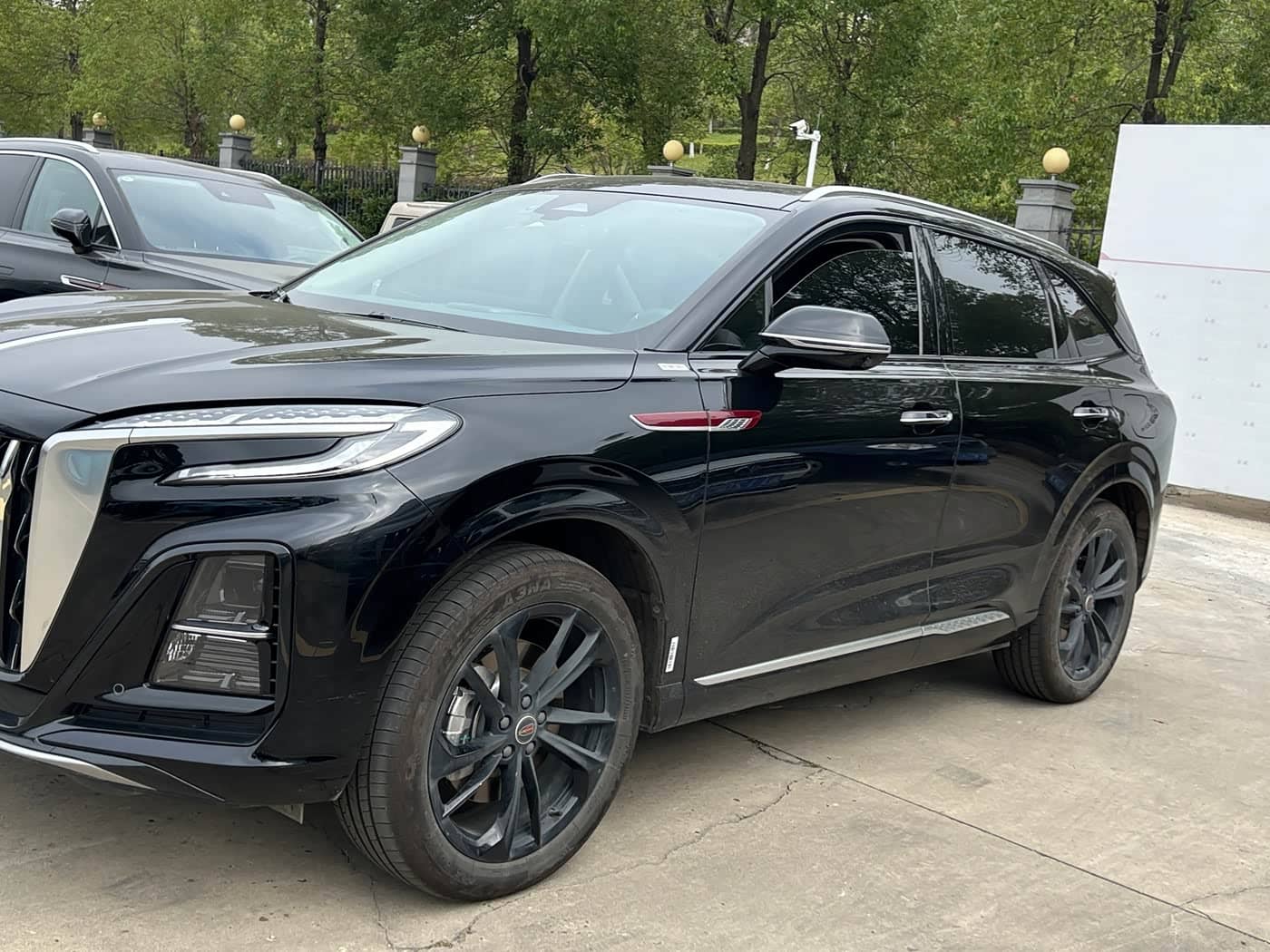 Hongqi HS3 PHEV