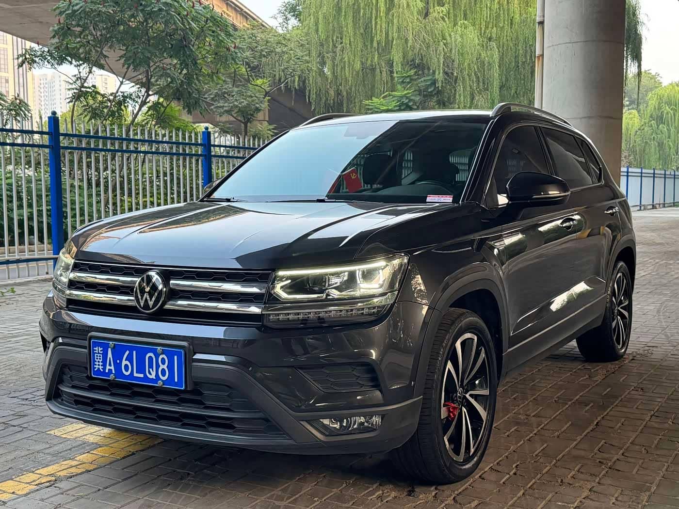 Volkswagen Tharu