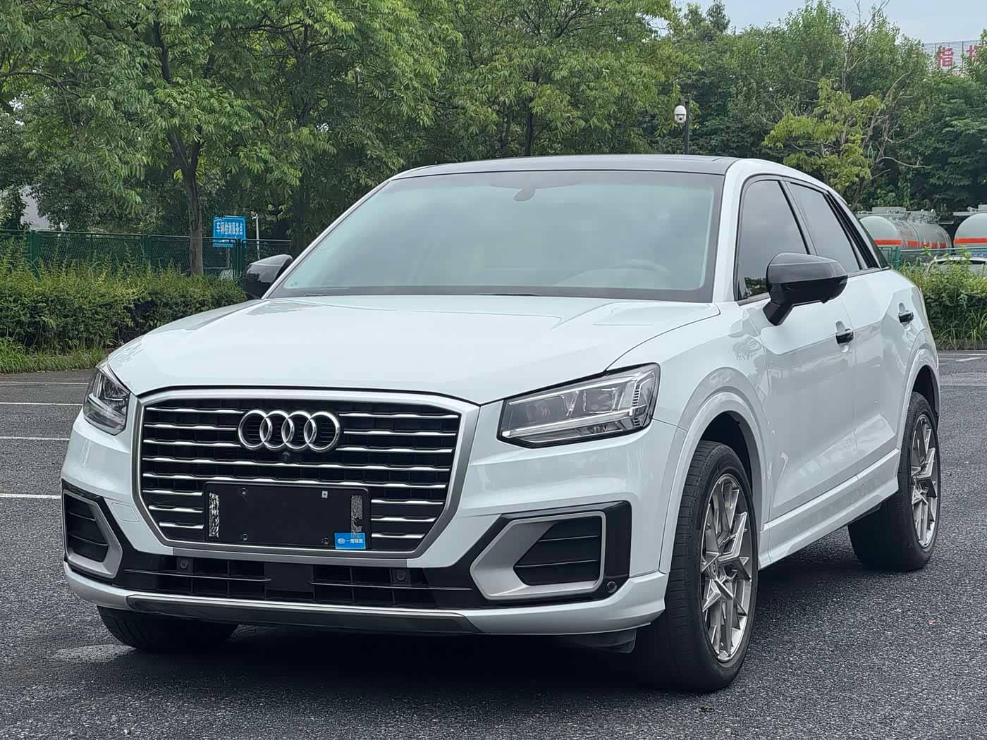 Audi Q2L