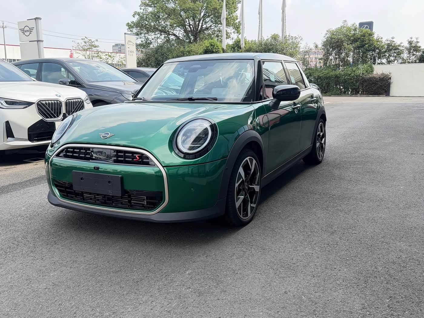 MINI MINI