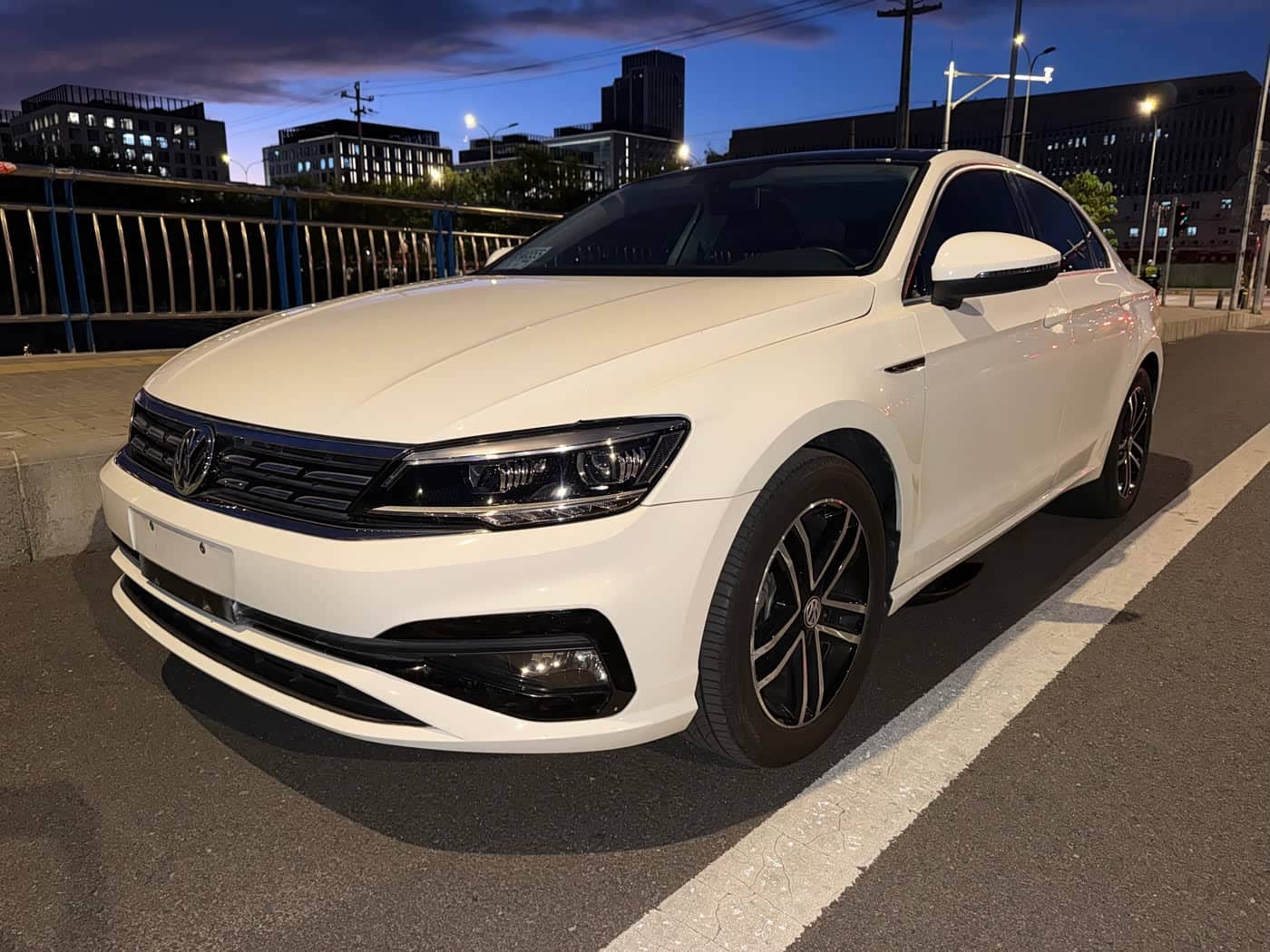 Volkswagen Lamando