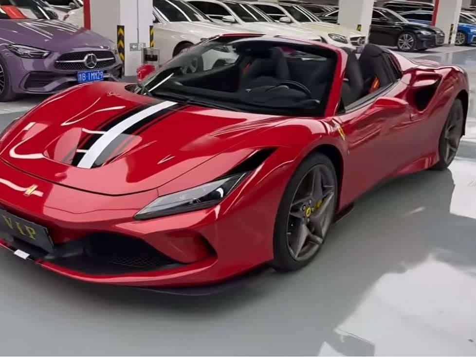 Ferrari F8