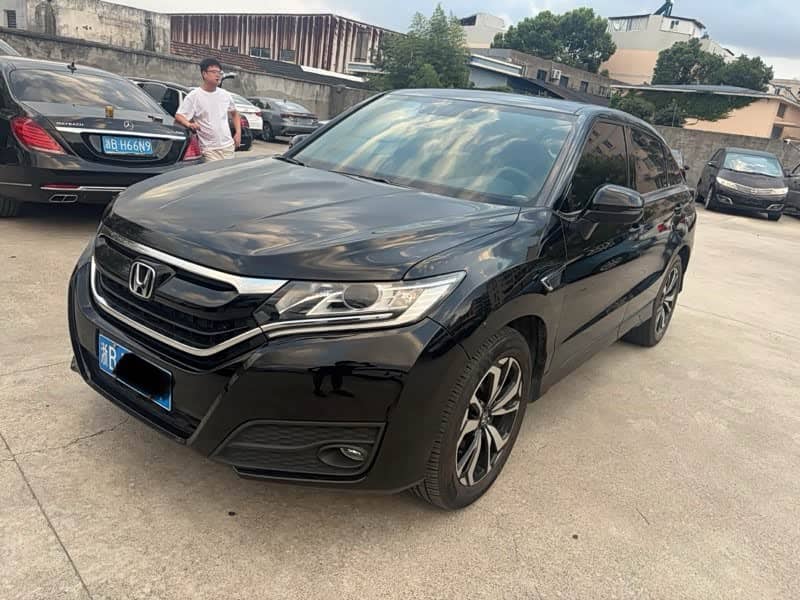 Honda UR-V