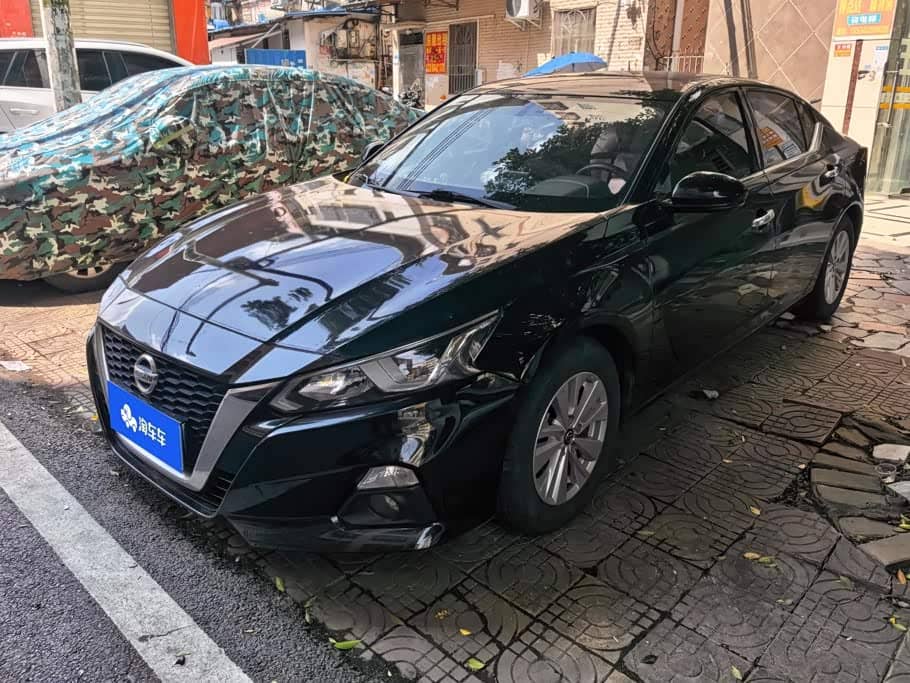 Nissan Teana