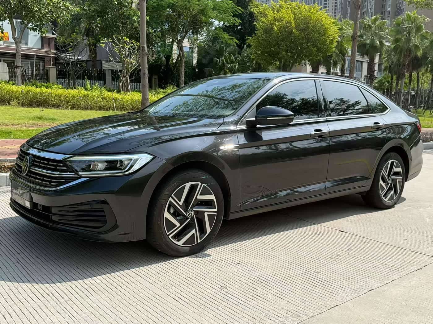Volkswagen Sagitar