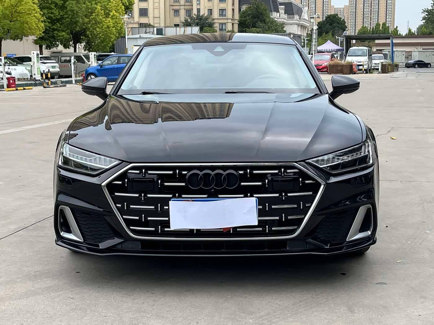 Audi A7L