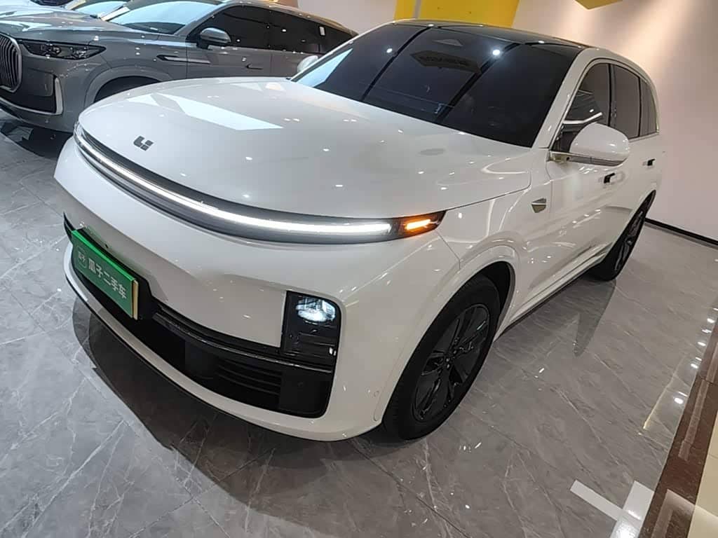 Li Auto L7