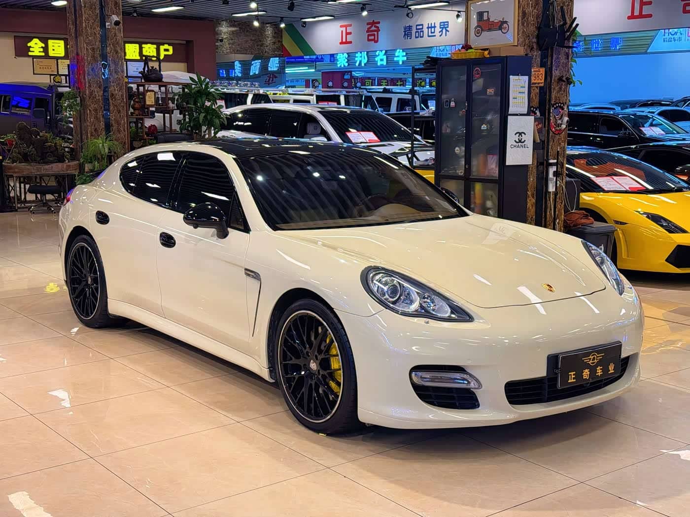 Porsche Panamera