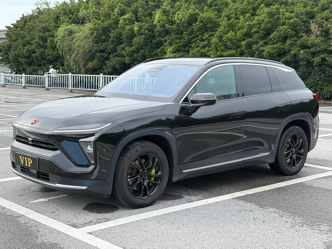 NIO ES6