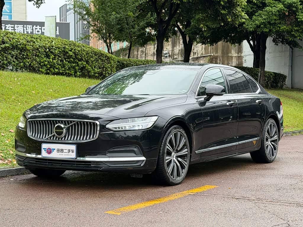 Volvo S90