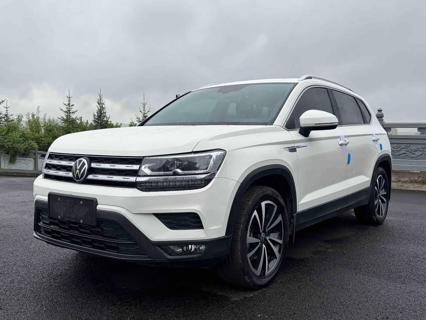 Volkswagen Tharu