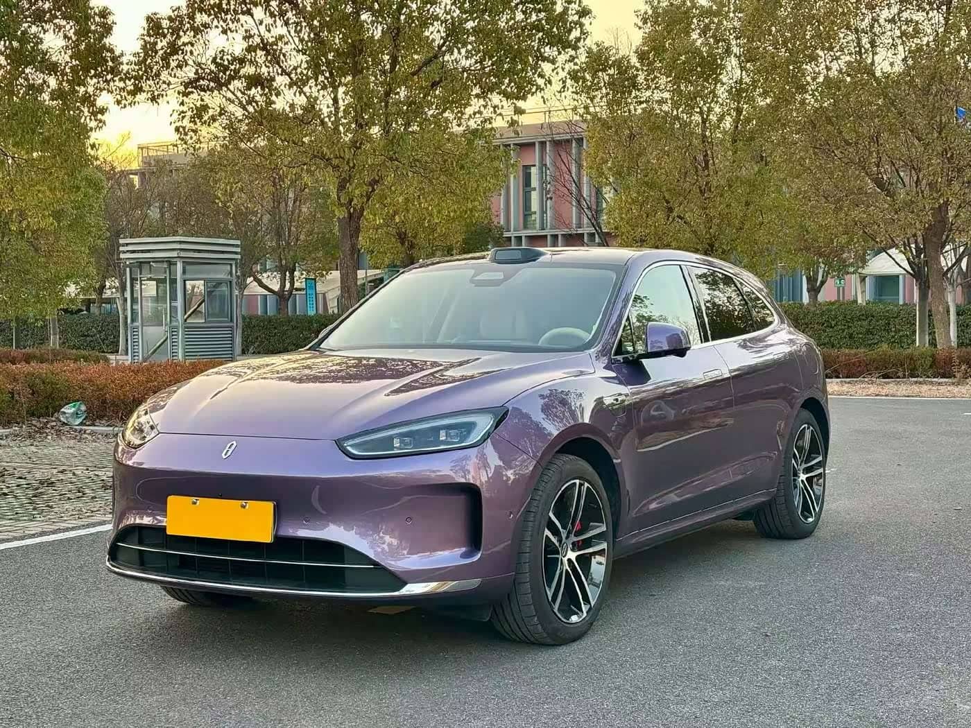 AITO Wenjie AITO M5