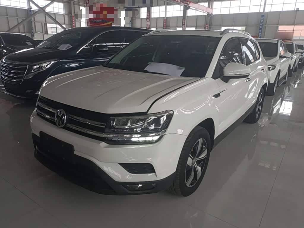 Volkswagen Tharu