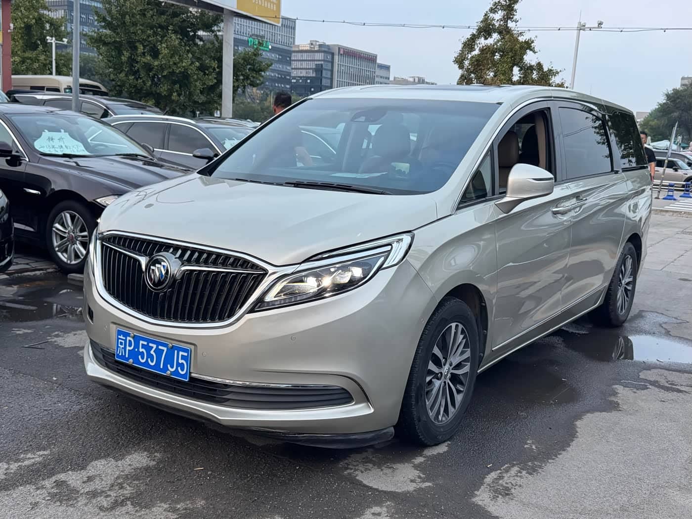 Buick GL8