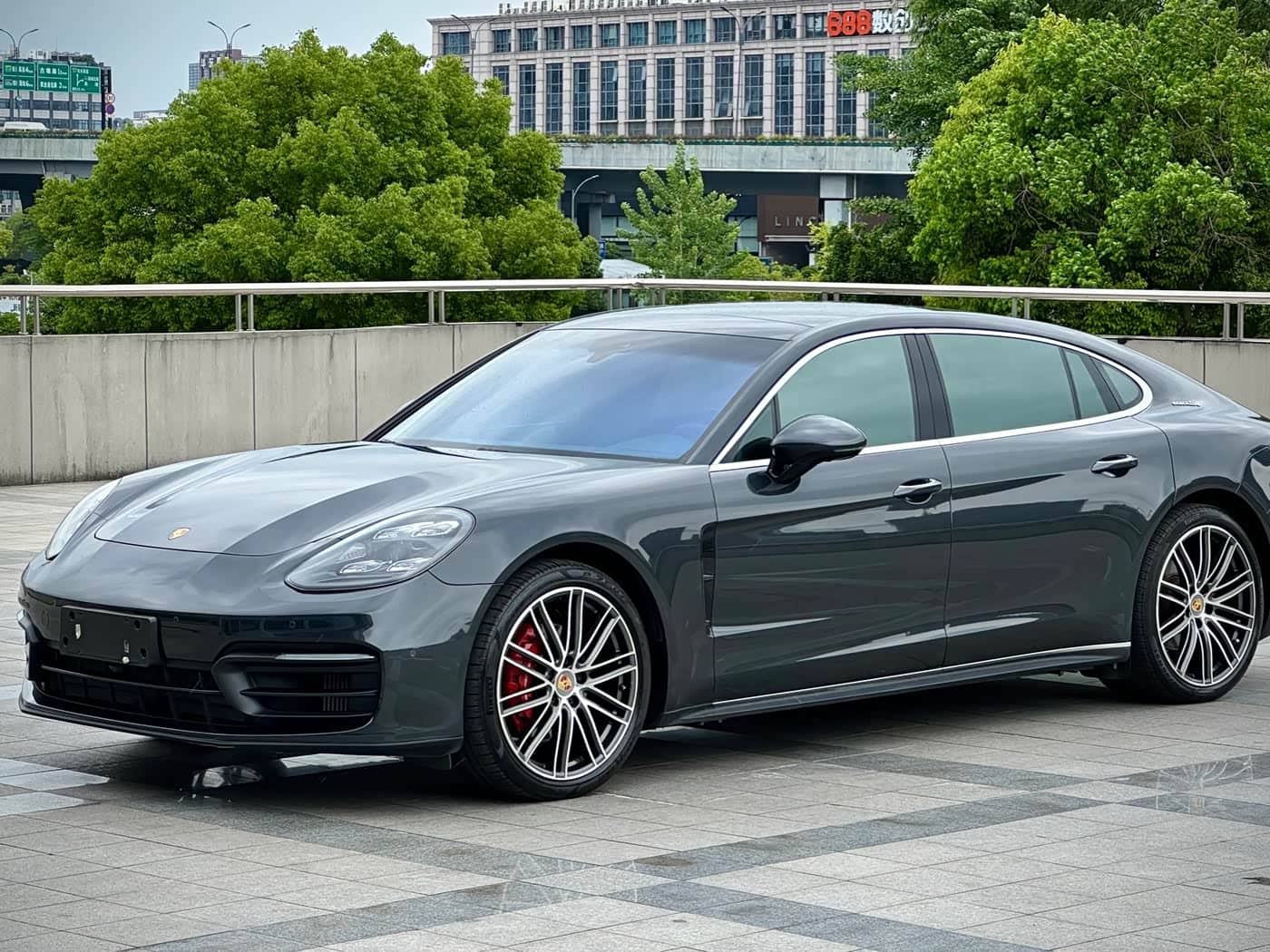 Porsche Panamera