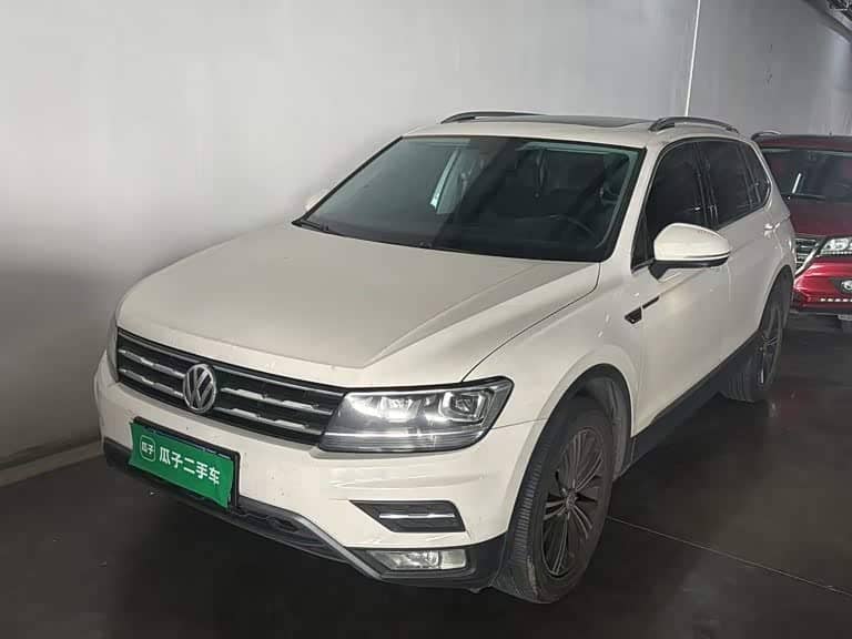 Volkswagen Tiguan L