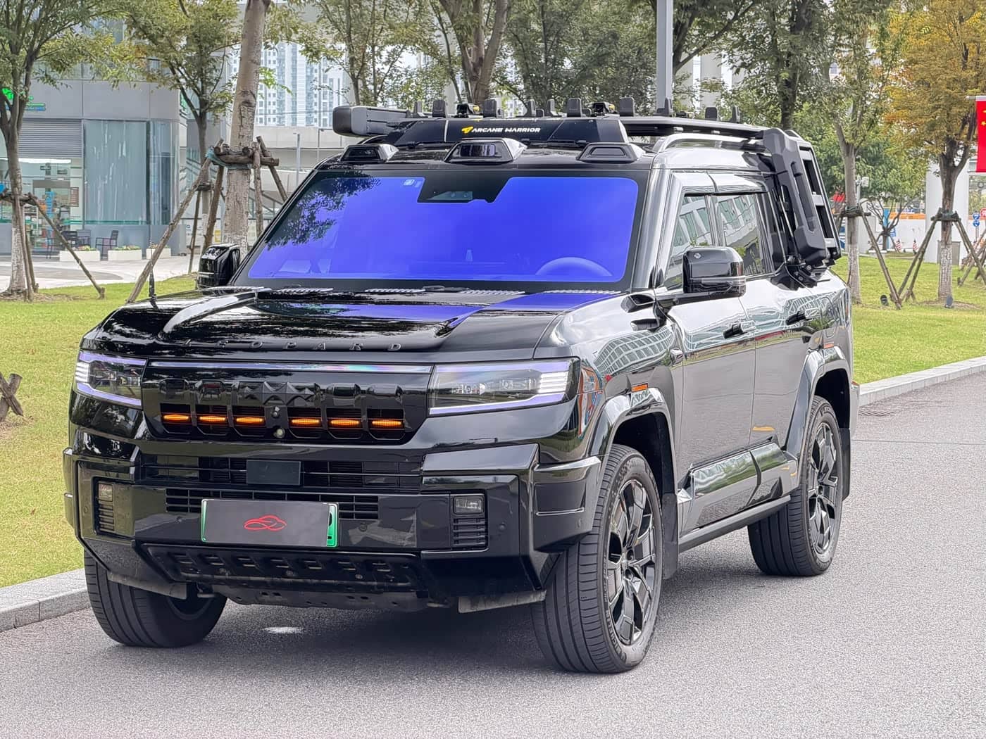 Fang Cheng Bao Leopard 8