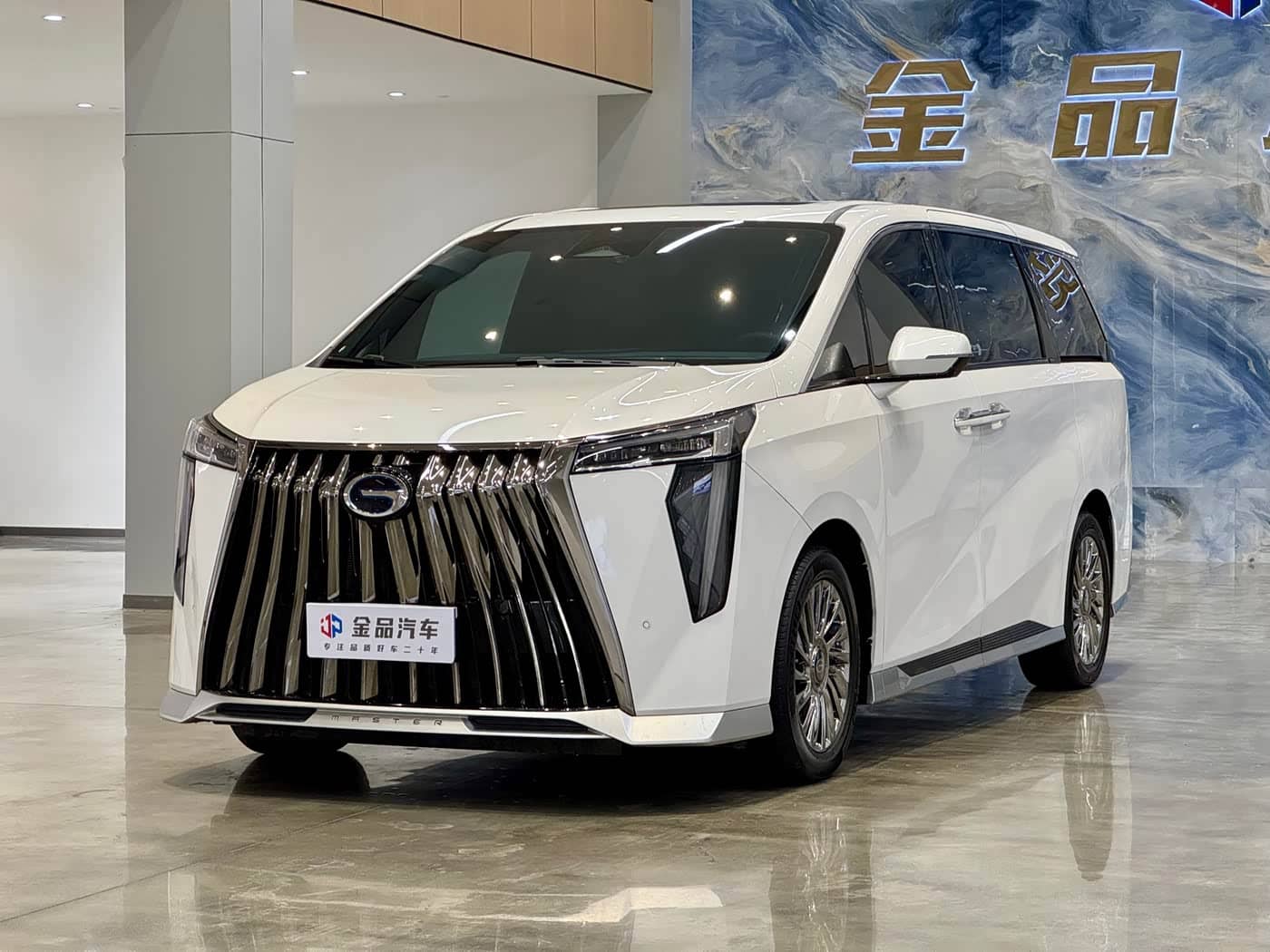 GAC Trumpchi Trumpchi M8