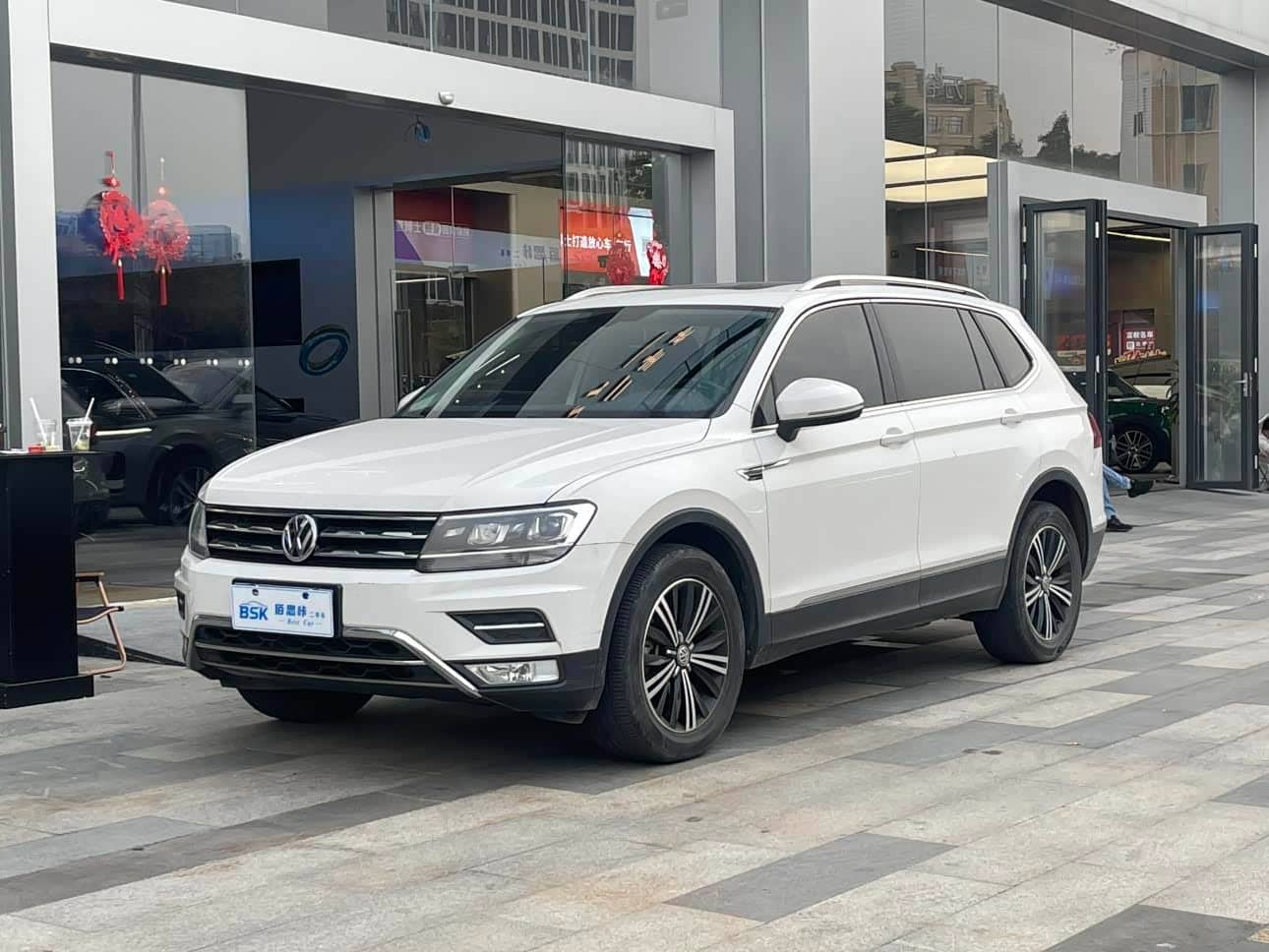 Volkswagen Tiguan L