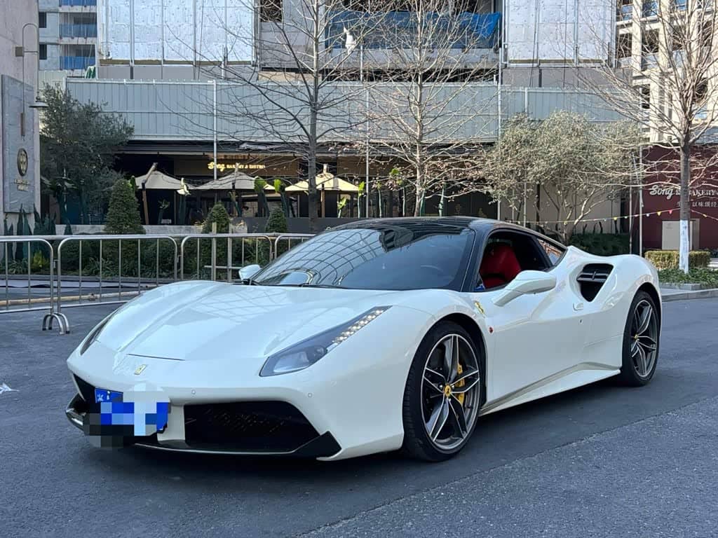 Ferrari 488