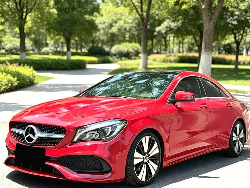 Mercedes-Benz CLA