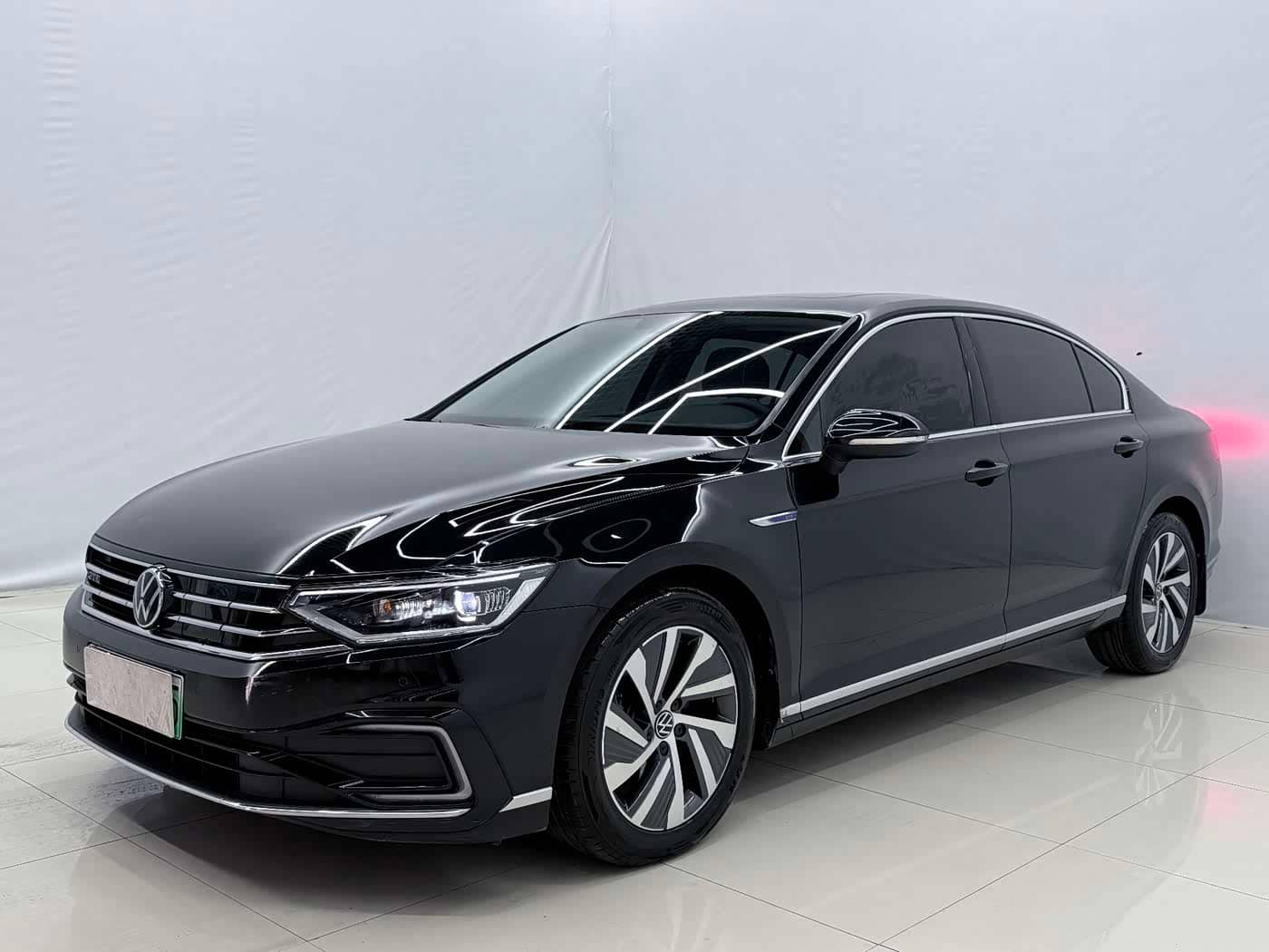 Volkswagen Magotan GTE Plug-in Hybrid