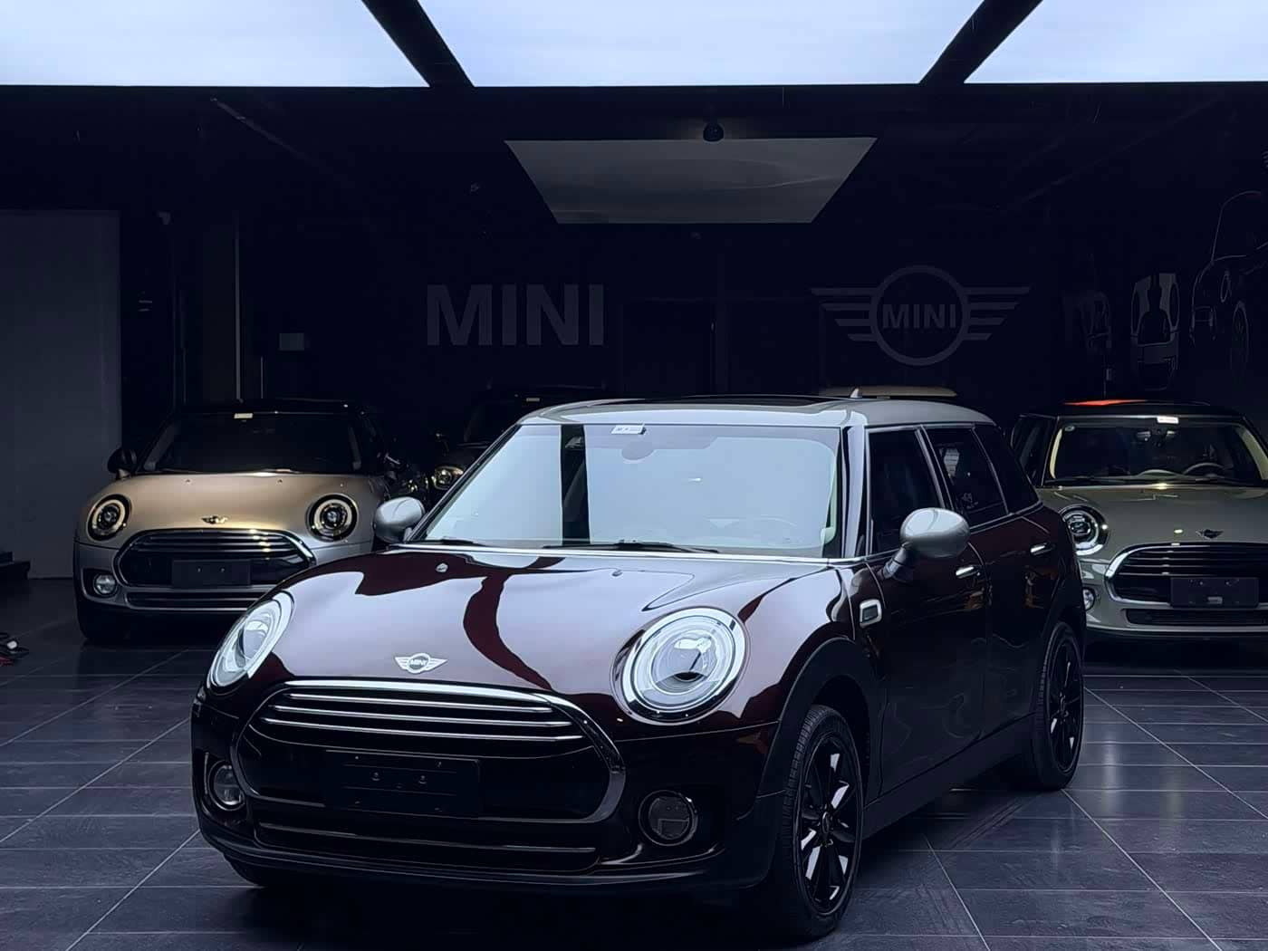 MINI CLUBMAN