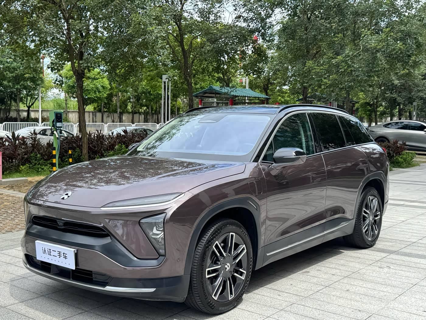 NIO ES6