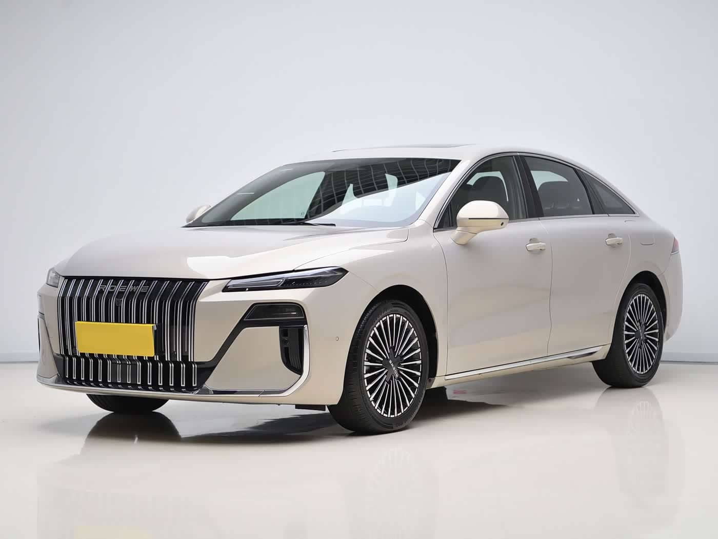 Roewe M7 DMH
