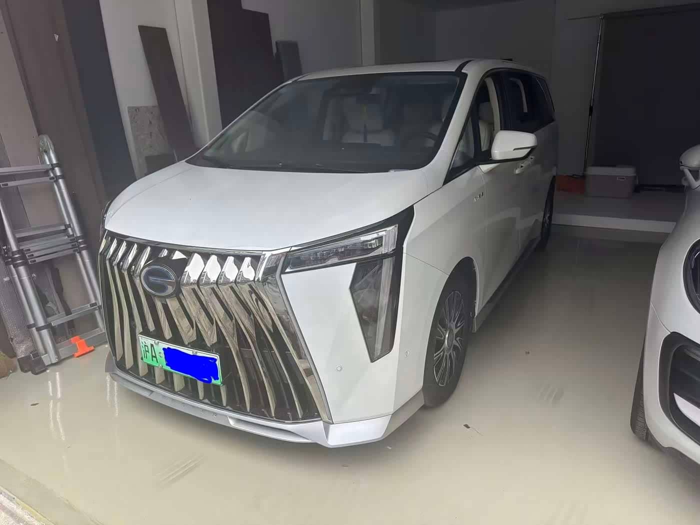GAC Trumpchi Trumpchi E9