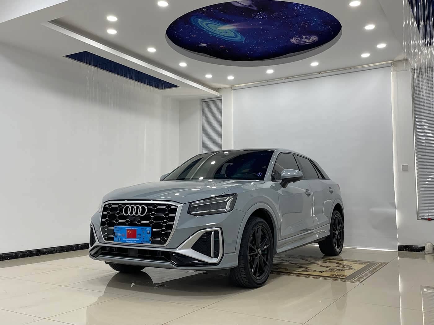 Audi Q2L