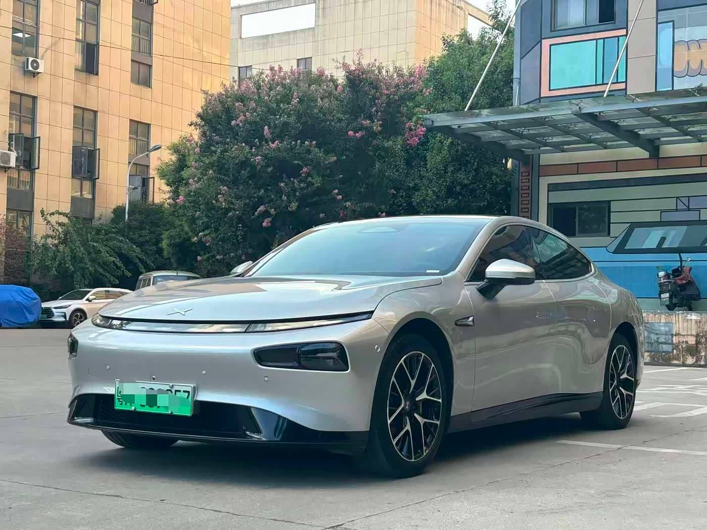 XPeng P7