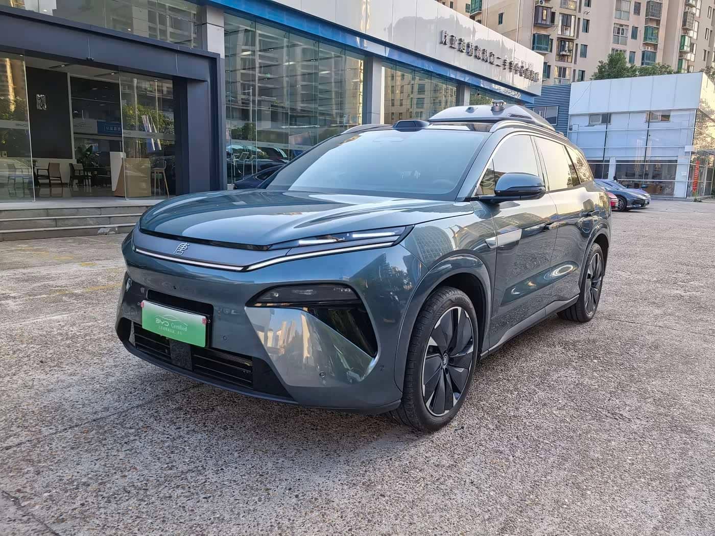 BYD Tang L