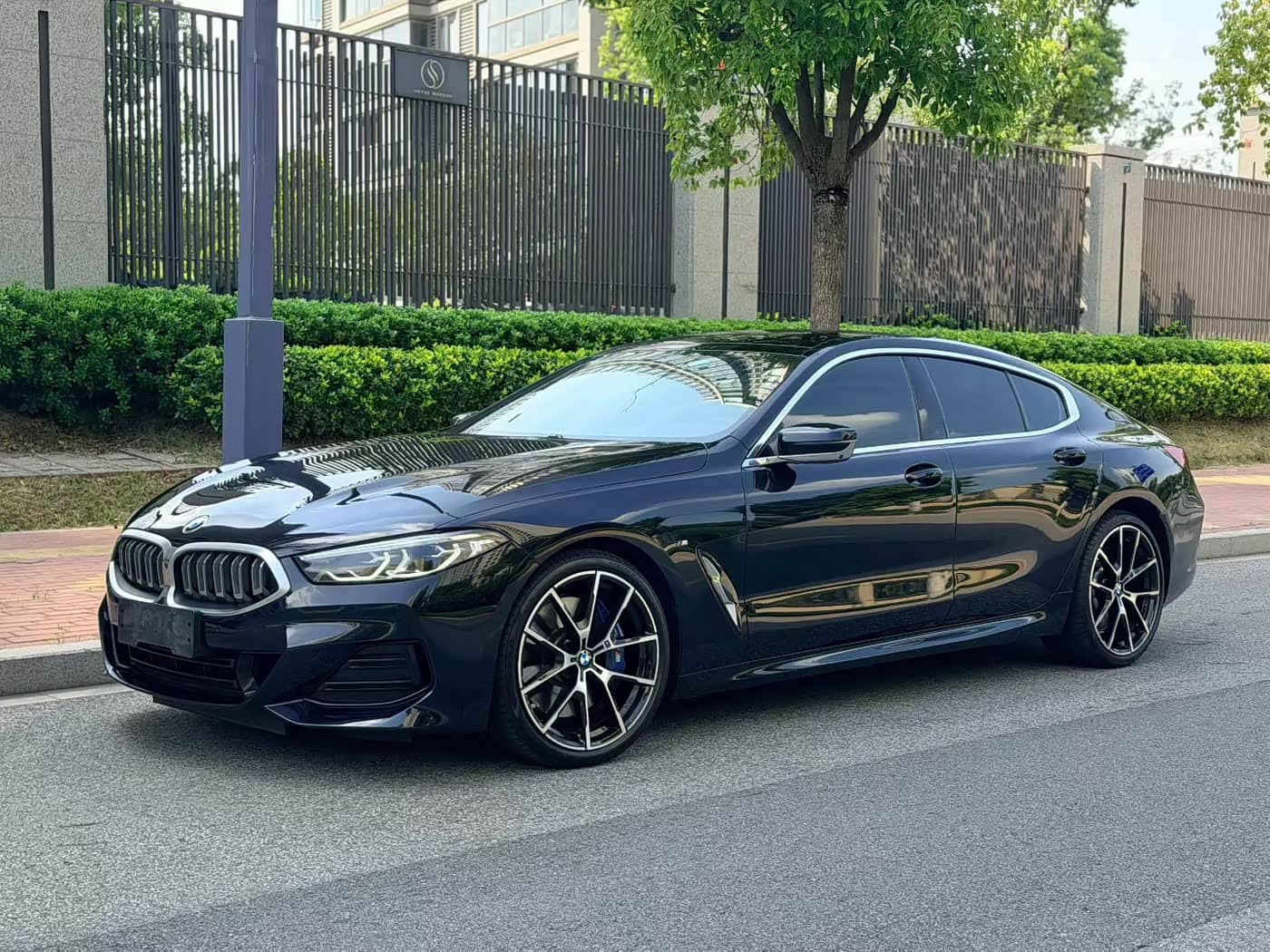 BMW 8 Series