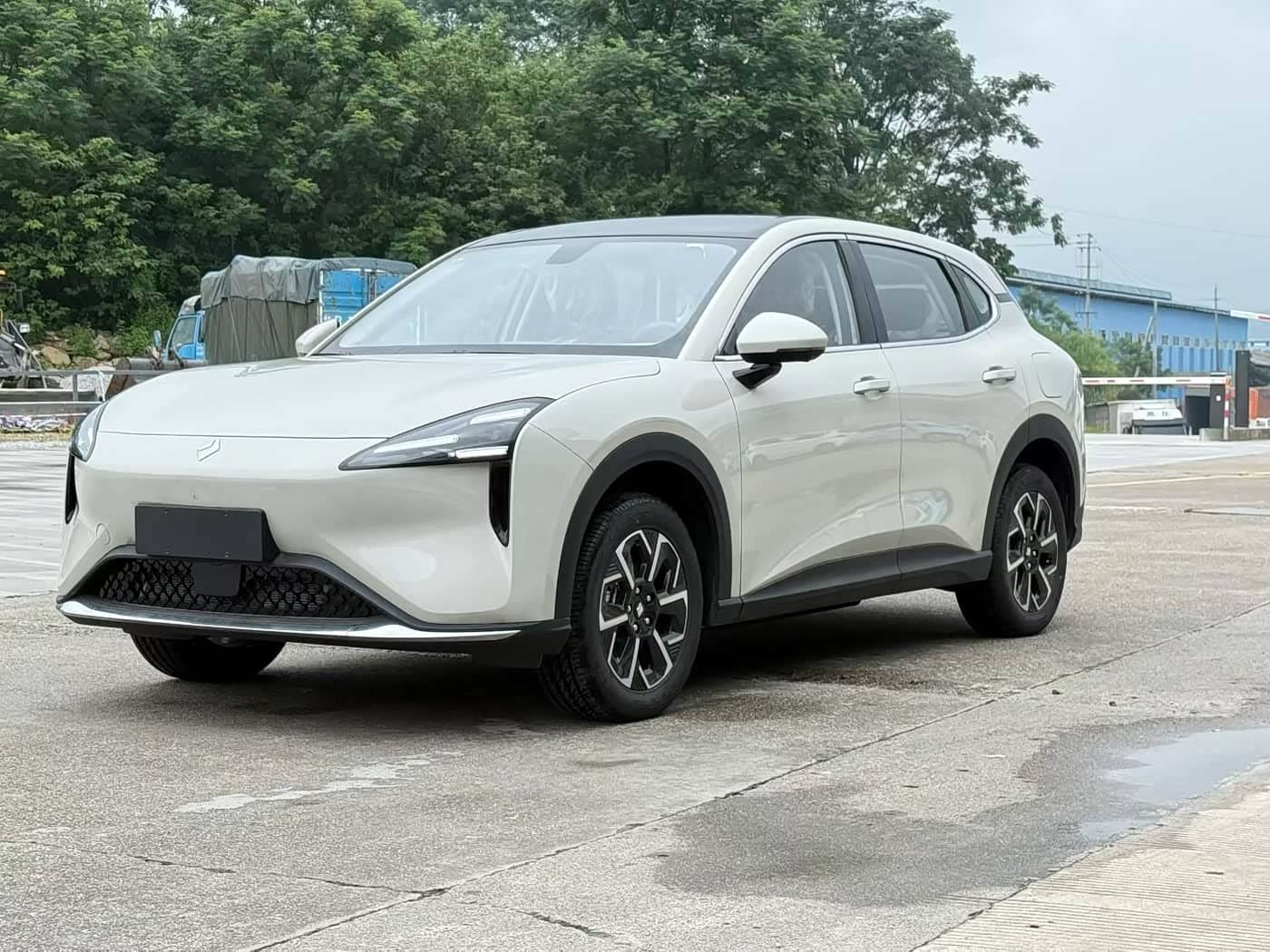 Baojun E6