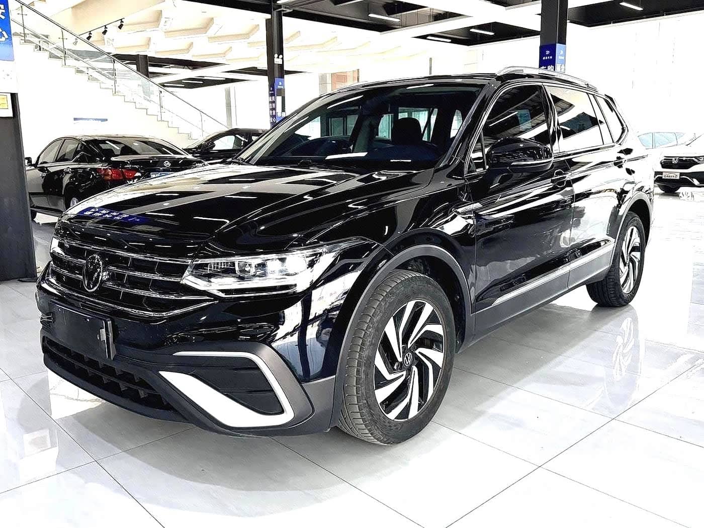 Volkswagen Tiguan L