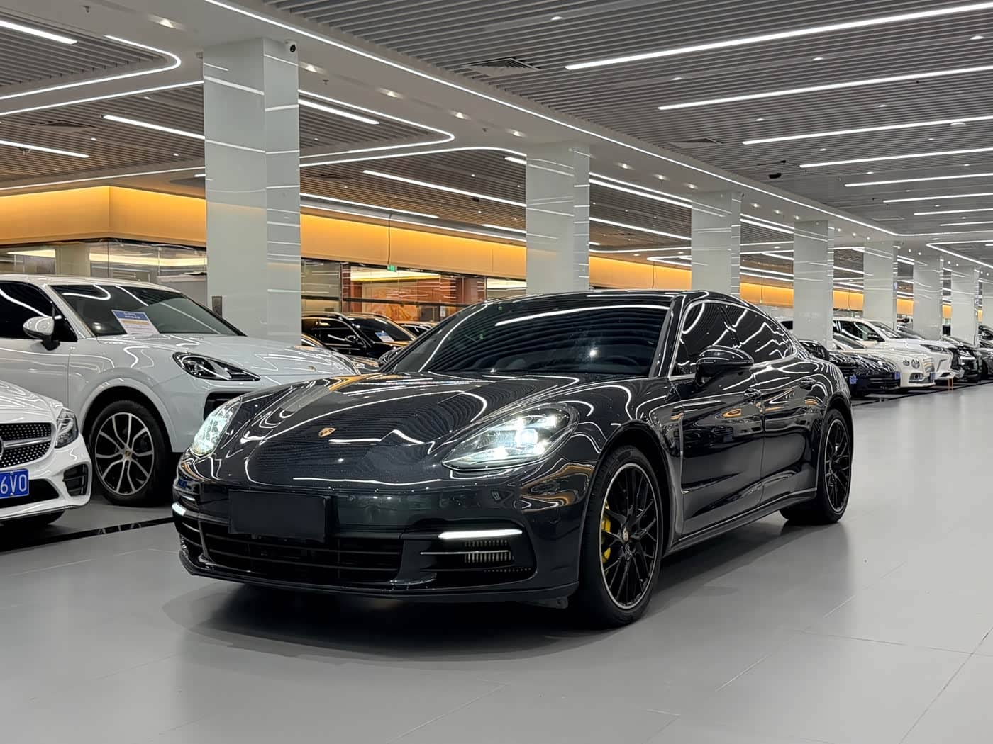 Porsche Panamera