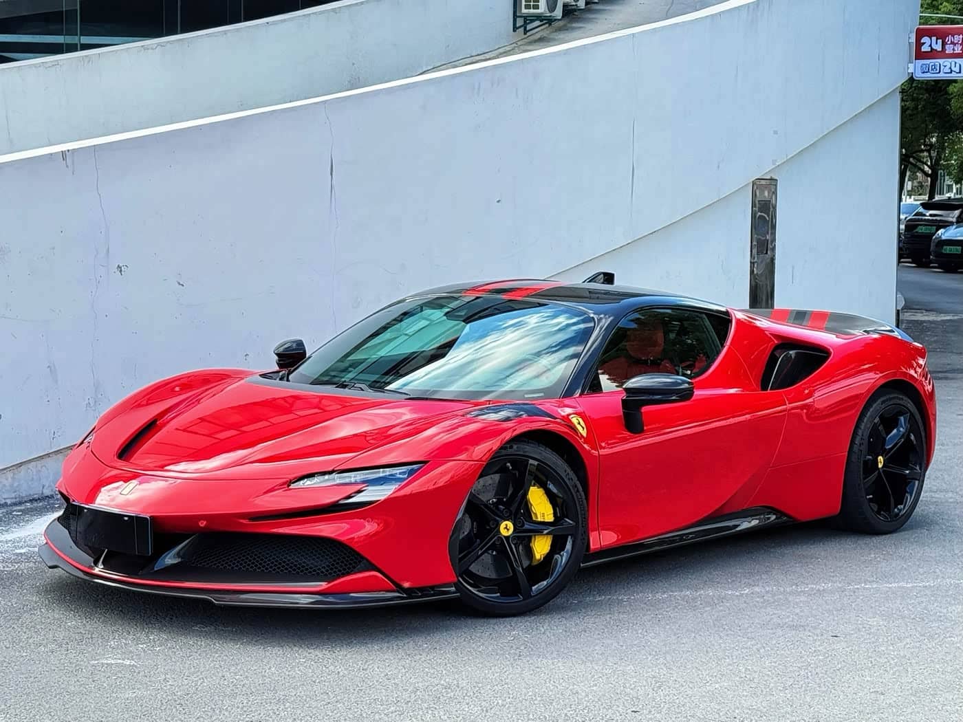 Ferrari SF90