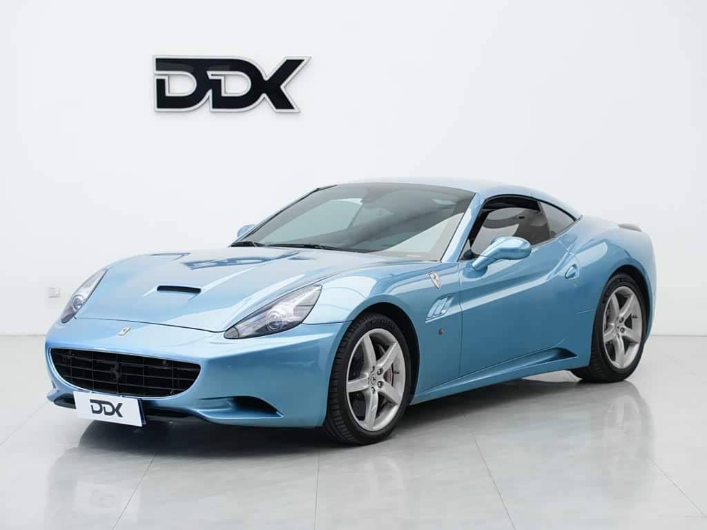 Ferrari California T