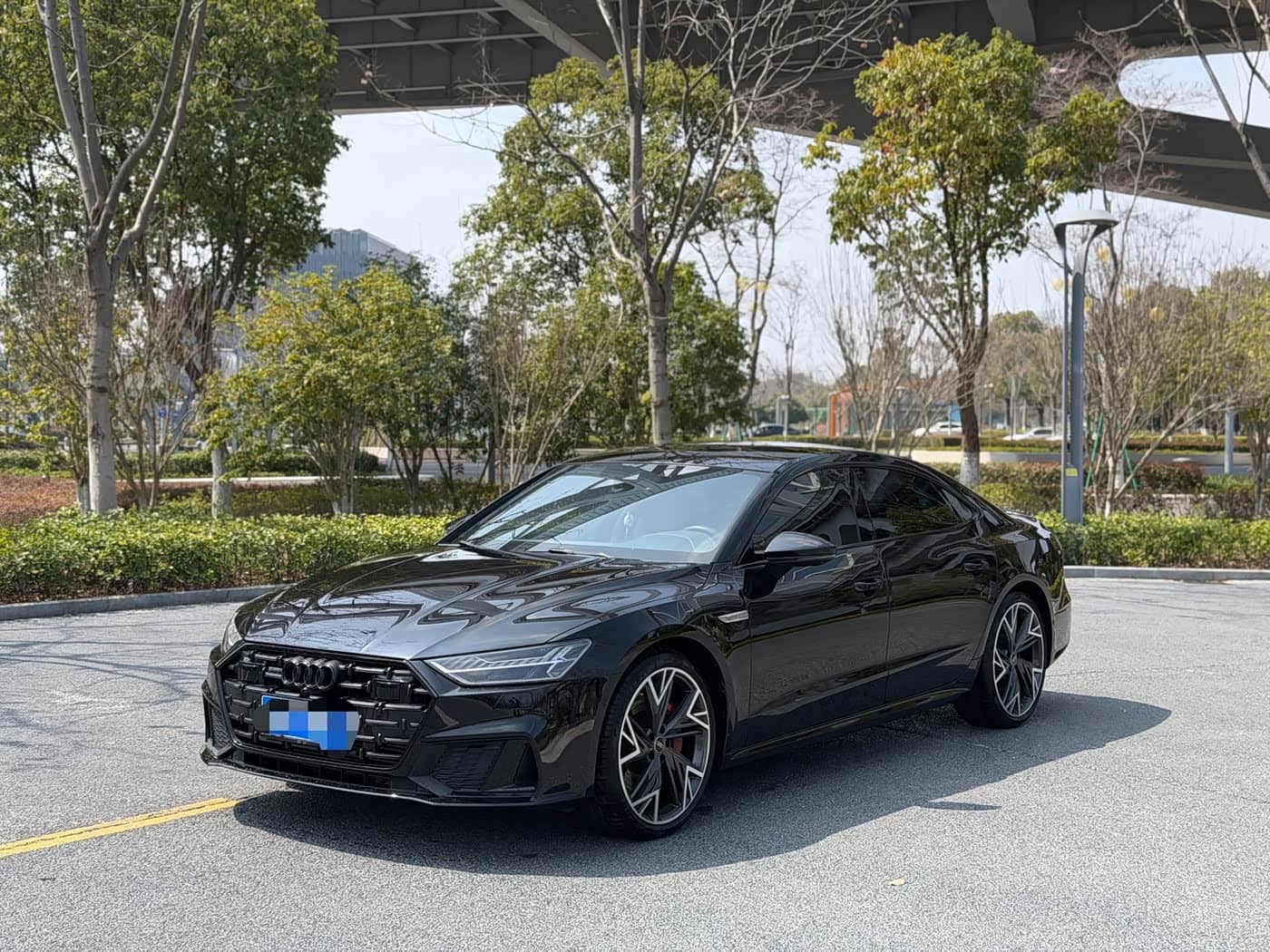 Audi A7L