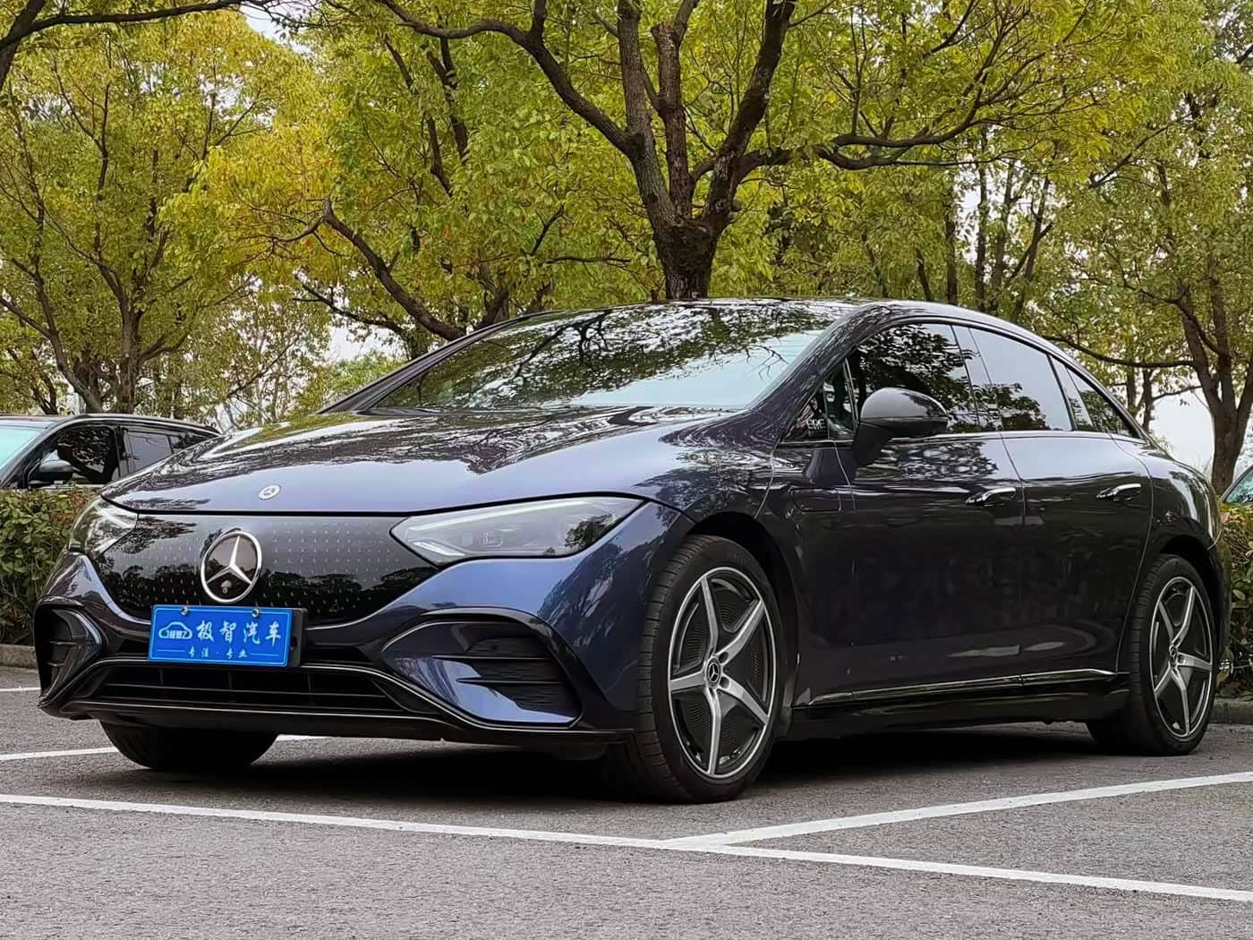 Mercedes-Benz EQE