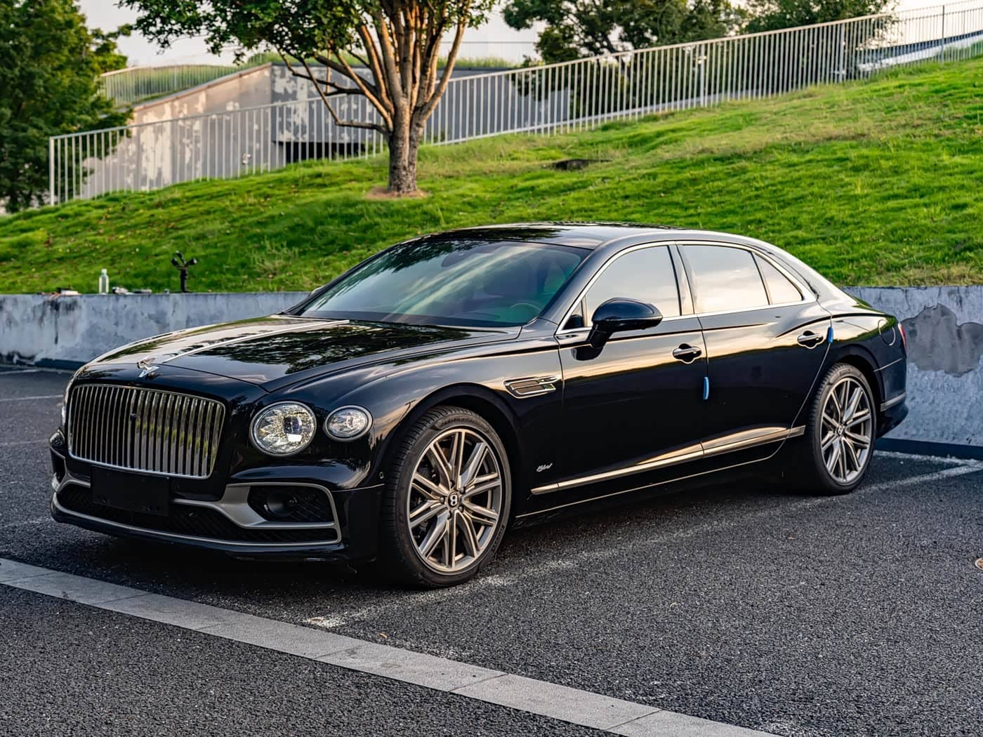 Bentley Flying Spur Plug-in Hybrid