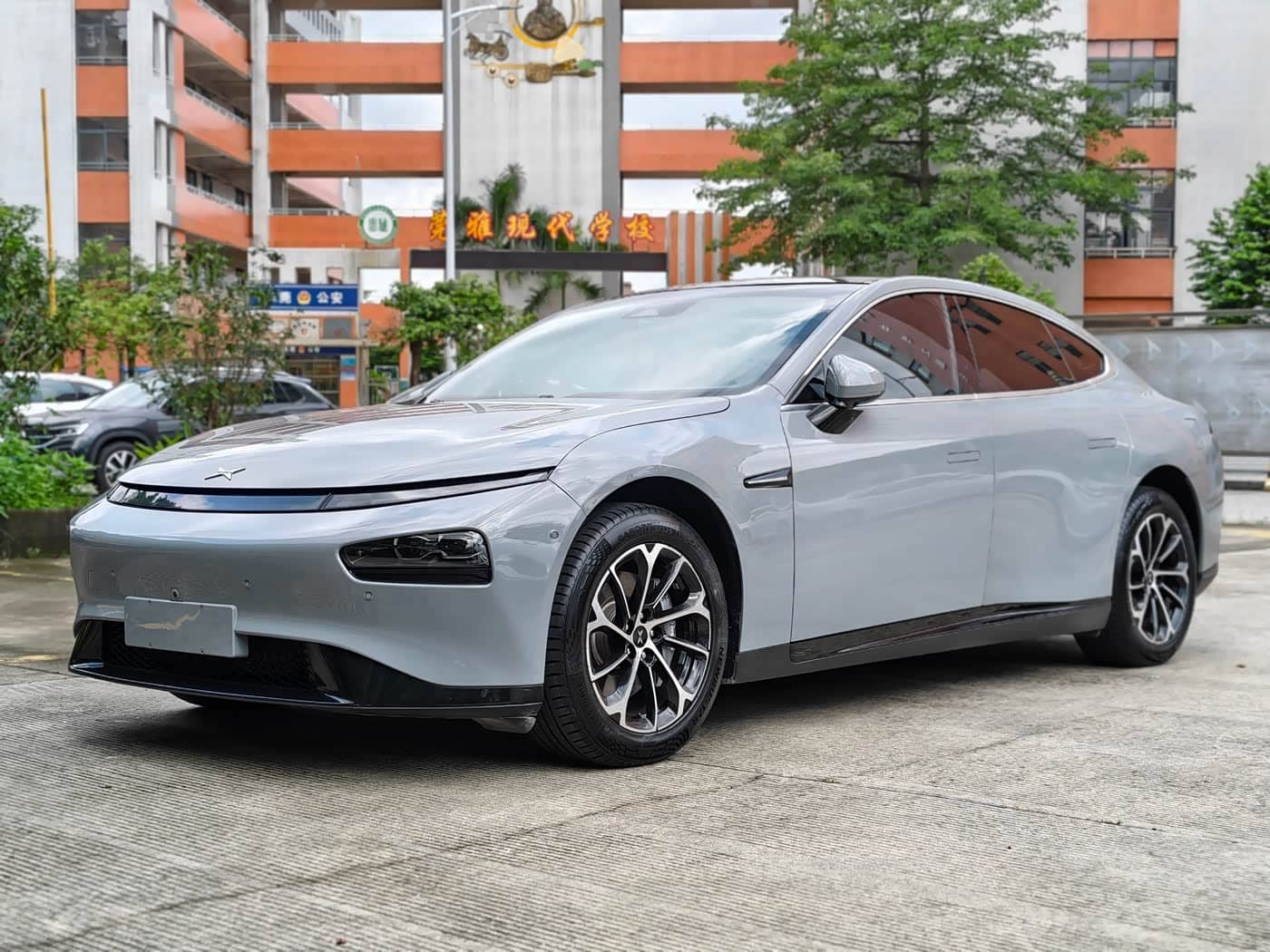XPeng P7