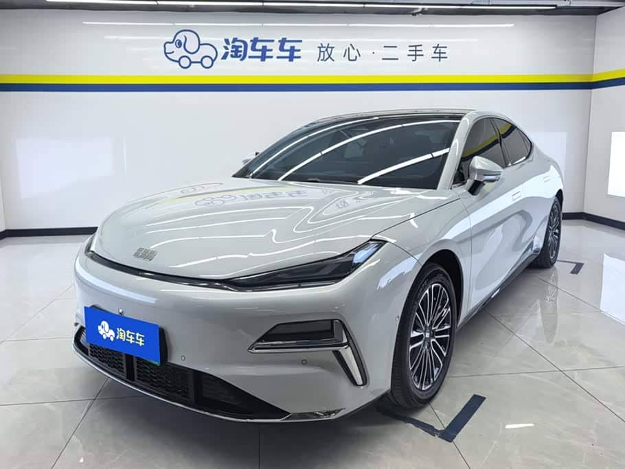 Geely Galaxy Galaxy Xingyao 8
